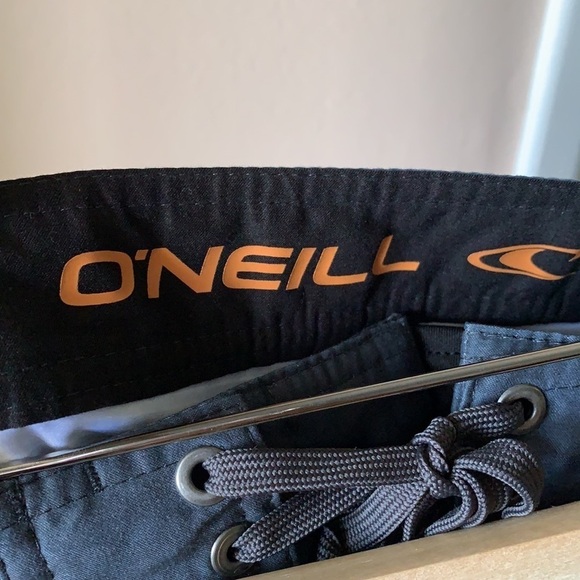 O’NEILL Gray and Orange Board Shorts - Picture 9 of 9